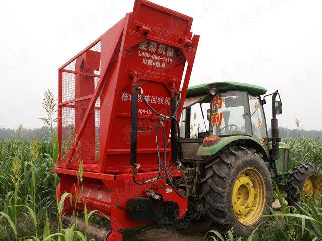 自動秸稈（gǎn）回收機可將田間直立或（huò）鋪（pù）放的作物秸稈（gǎn）直接切（qiē）碎回收作為飼料或其他原料
