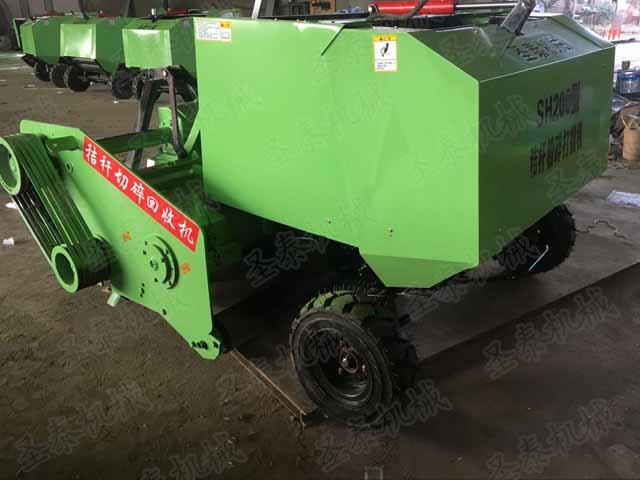 穀物（wù）秸稈回收打捆（kǔn）機是畜牧（mù）業、造紙（zhǐ）業不可缺少的（de）優選設備