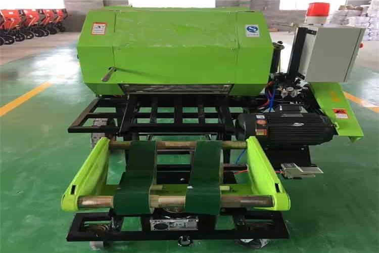 打（dǎ）捆包膜機