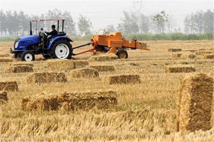 秸稈打（dǎ）捆機