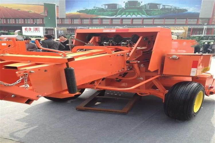 不可用液壓油代替機油，液壓油作（zuò）機油會在燃燒室內生成漆膜，不易清（qīng）除，代用後會加劇磨（mó）損