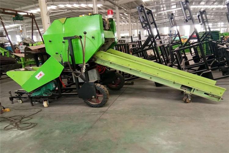 因打捆機帶生產廠家有（yǒu）很多，厚度也不一致，應按要求選用；如（rú）不（bú）可能請按照說明書之方法，仔細調整送（sòng）退帶滾輪之間隙