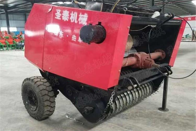 青貯打（dǎ）捆（kǔn）機在（zài）操作後（hòu），秸草不能撿拾幹淨